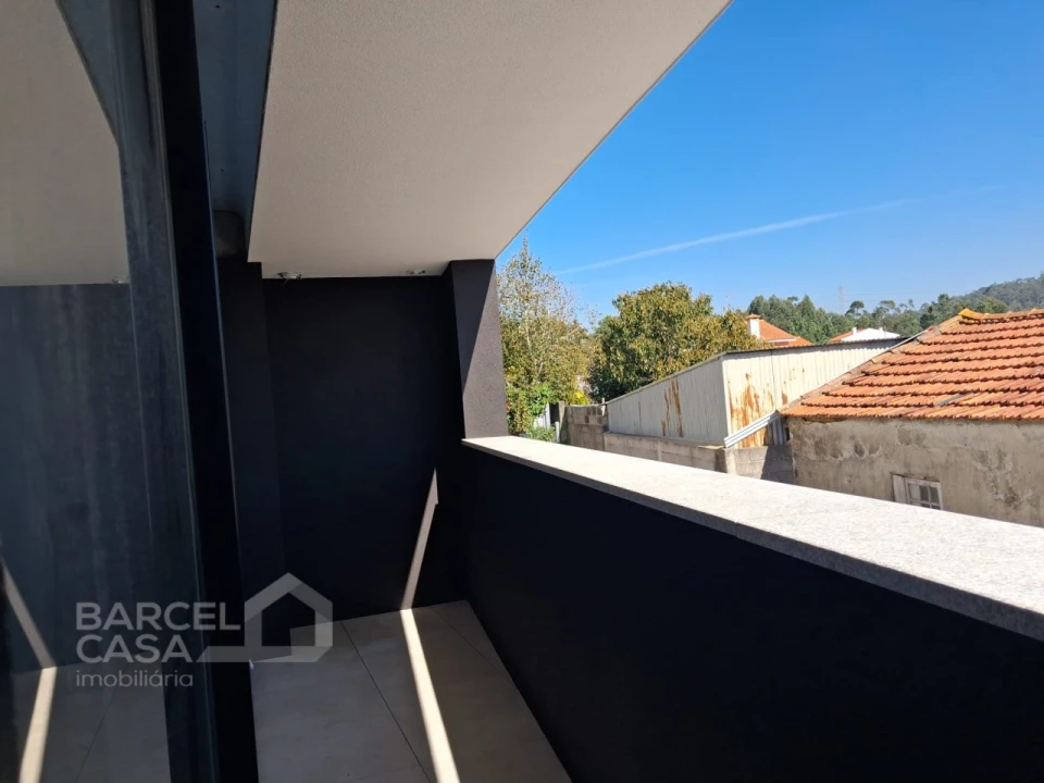 Apartamento T1 para Venda em Palmeira de Faro e Curvos Foto 28