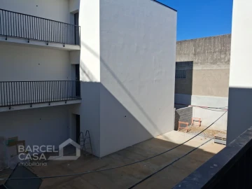 Apartamento T1 para Venda em Palmeira de Faro e Curvos