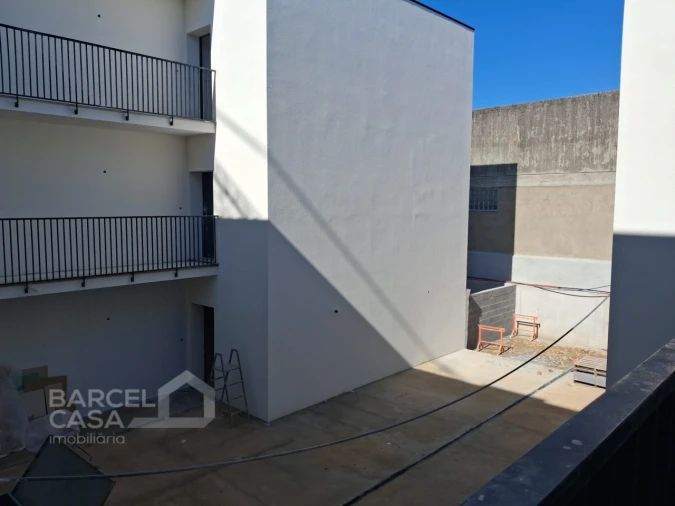 Apartamento T1 para Venda em Palmeira de Faro e Curvos Foto 26