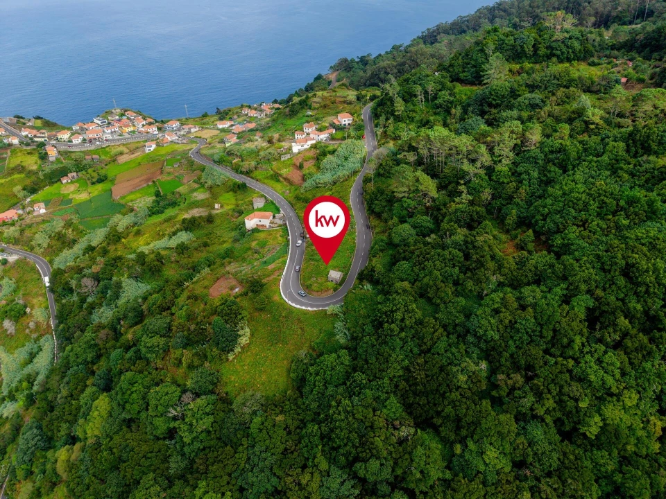 Terreno para Venda em Ribeira da Janela Foto 1