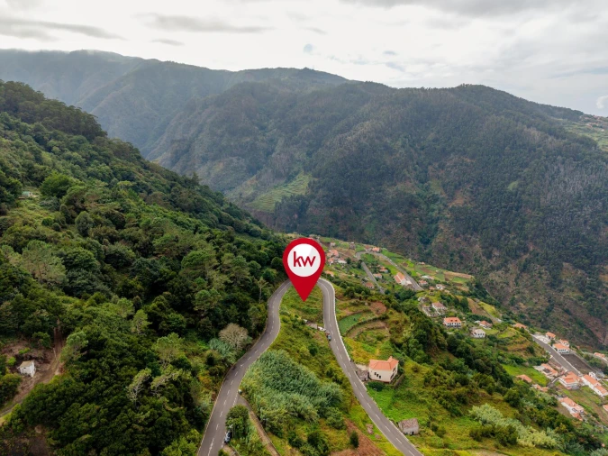 Terreno para Venda em Ribeira da Janela Foto 10
