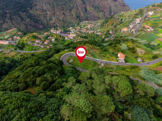 Terreno para Venda em Ribeira da Janela Foto 3