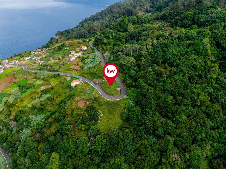 Terreno para Venda em Ribeira da Janela Foto 2
