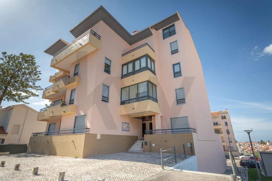 Apartamento T1 para Arrendamento em São Domingos de Rana Foto 33