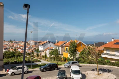 Apartamento T1 para Arrendamento em São Domingos de Rana