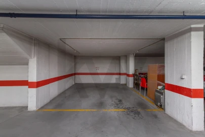 Apartamento T1 para Arrendamento em São Domingos de Rana