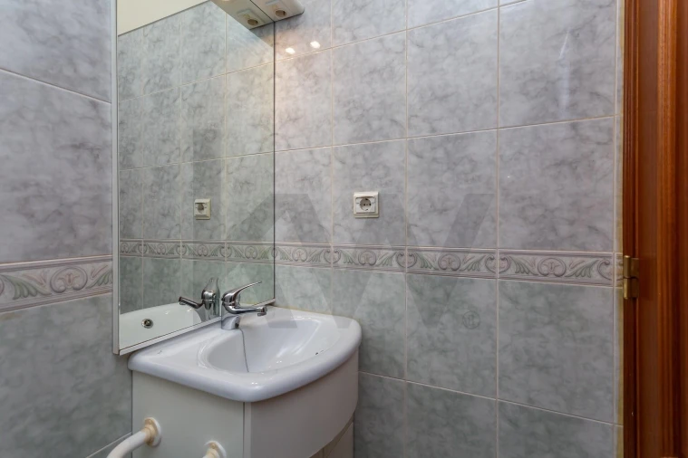 Apartamento T1 para Arrendamento em São Domingos de Rana Foto 27