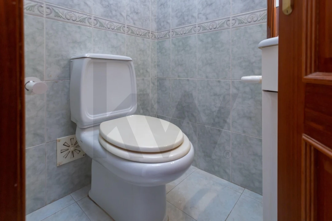 Apartamento T1 para Arrendamento em São Domingos de Rana Foto 26