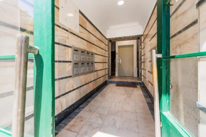 Apartamento T2 para Venda em Penha de França