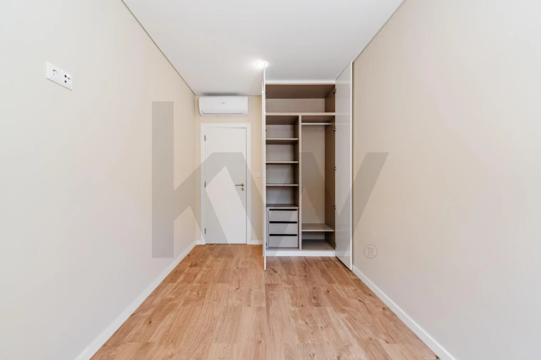Apartamento T2 para Venda em Penha de França Foto 11