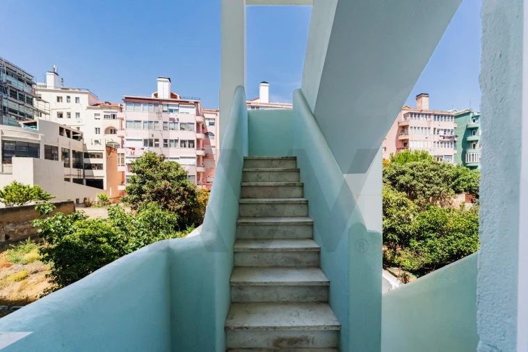 Apartamento T2 para Venda em Penha de França Foto 37