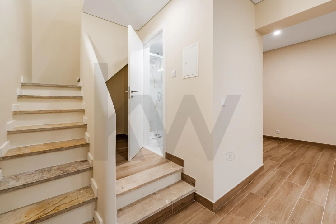 Apartamento T2 para Venda em Penha de França Foto 31