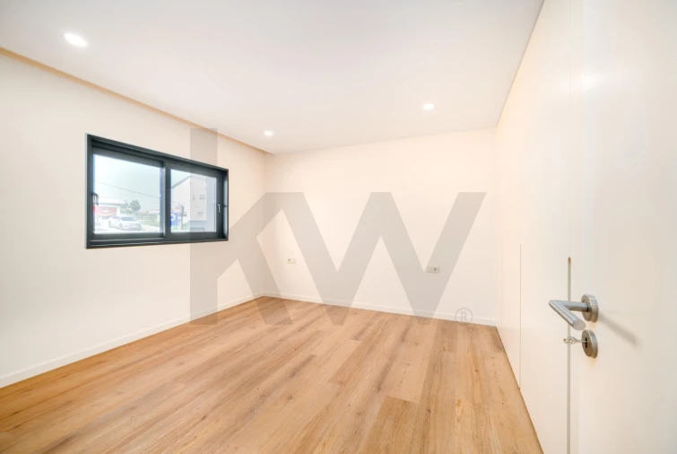Apartamento T1 para Venda em Gandra Foto 5