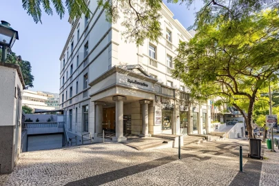 Garagem para Venda em Funchal (Se)