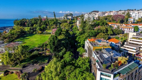 Garagem para Venda em Funchal (Se)