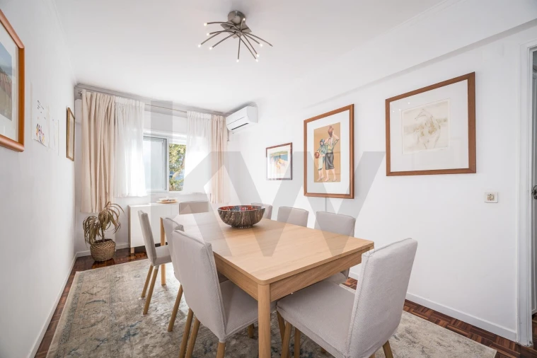 Apartamento T3 para Venda em Algés, Linda-A-Velha e Cruz Quebrada-Dafundo Foto 4