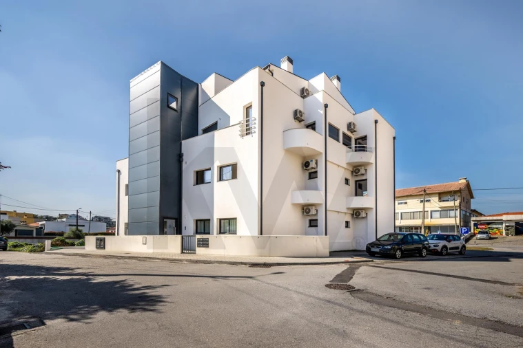 Apartamento T1 para Venda em Gandra Foto 13