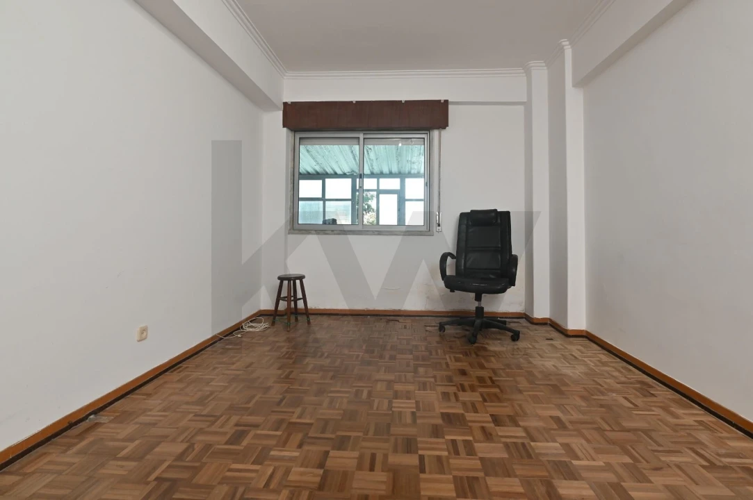 Apartamento T2 para Venda em Massamá e Monte Abraão Foto 8