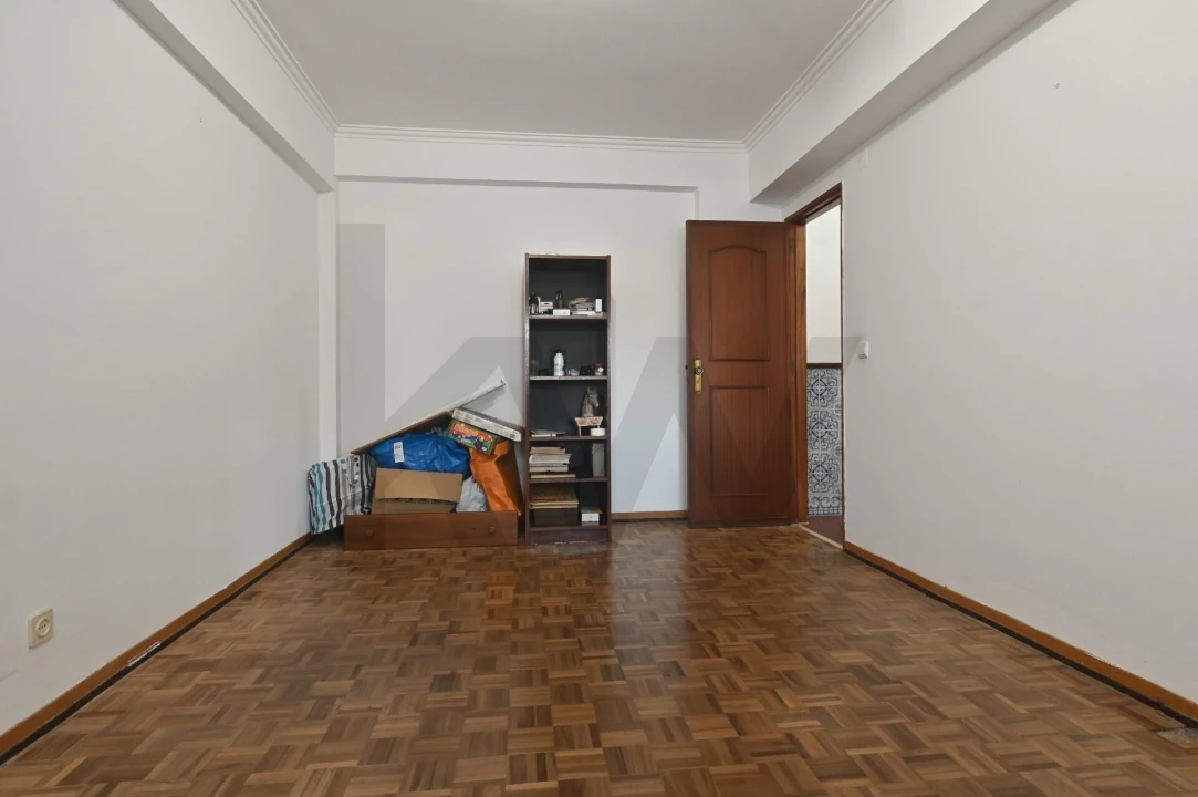 Apartamento T2 para Venda em Massamá e Monte Abraão Foto 9