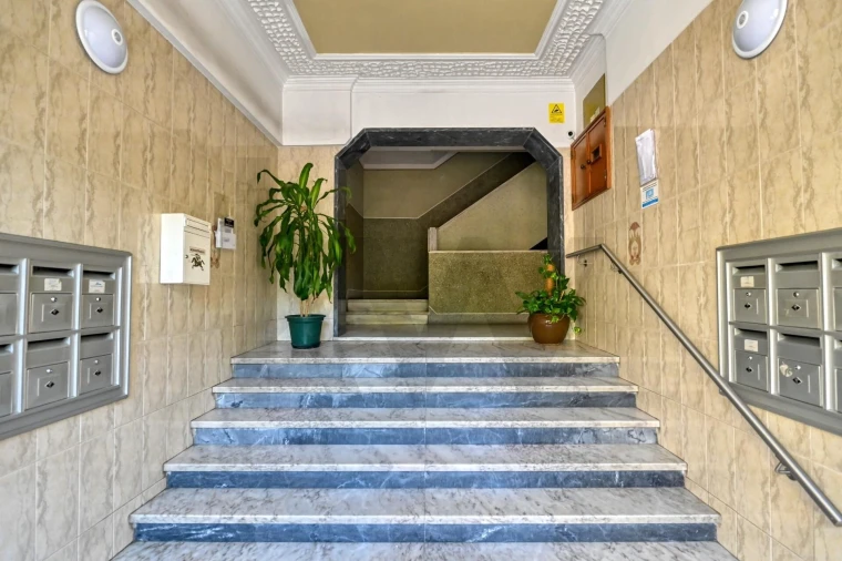 Apartamento T2 para Venda em Massamá e Monte Abraão Foto 22