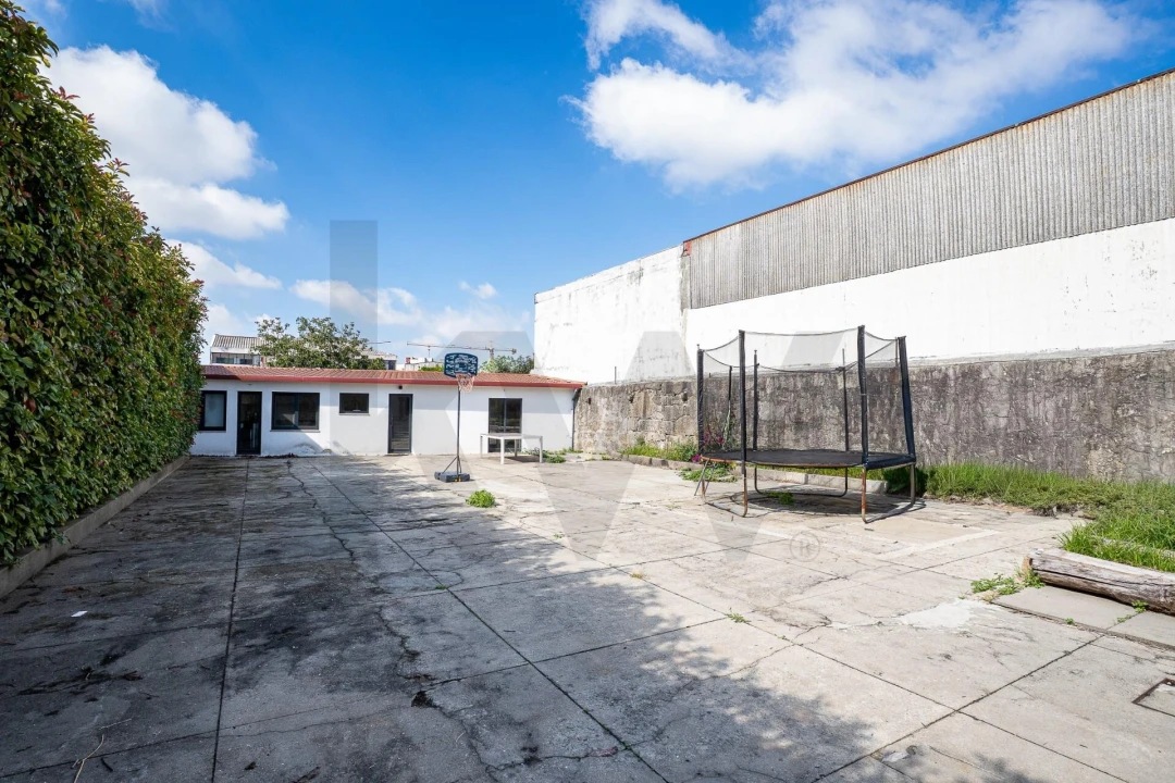 Moradia T4 para Venda em São Mamede de Infesta e Senhora da Hora Foto 47