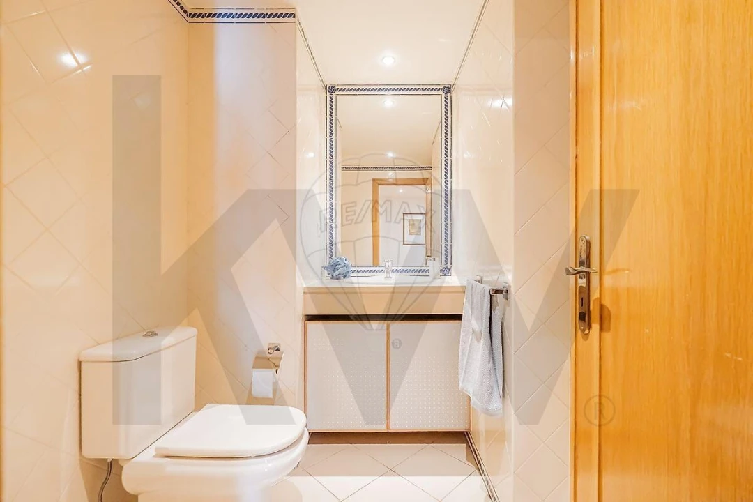 Apartamento T3 para Venda em Algés, Linda-A-Velha e Cruz Quebrada-Dafundo Foto 8