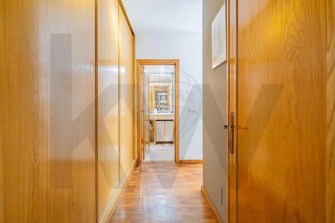 Apartamento T3 para Venda em Algés, Linda-A-Velha e Cruz Quebrada-Dafundo Foto 27