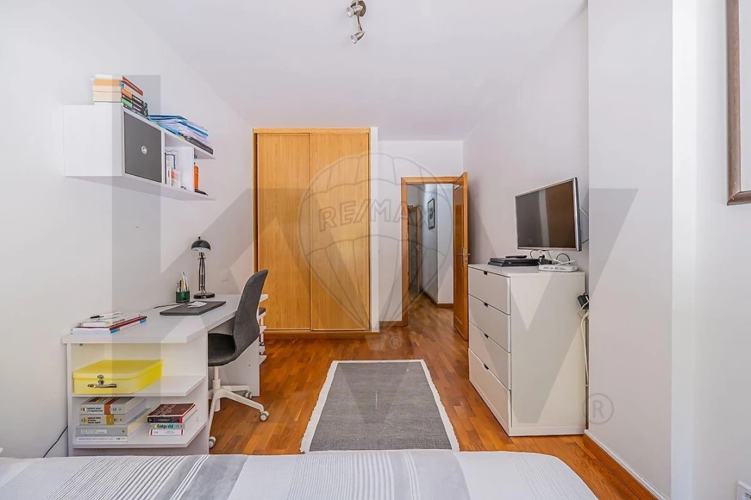 Apartamento T3 para Venda em Algés, Linda-A-Velha e Cruz Quebrada-Dafundo Foto 18