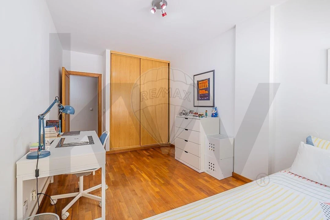 Apartamento T3 para Venda em Algés, Linda-A-Velha e Cruz Quebrada-Dafundo Foto 11