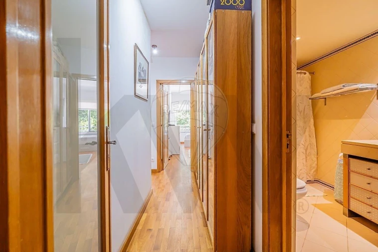 Apartamento T3 para Venda em Algés, Linda-A-Velha e Cruz Quebrada-Dafundo Foto 22