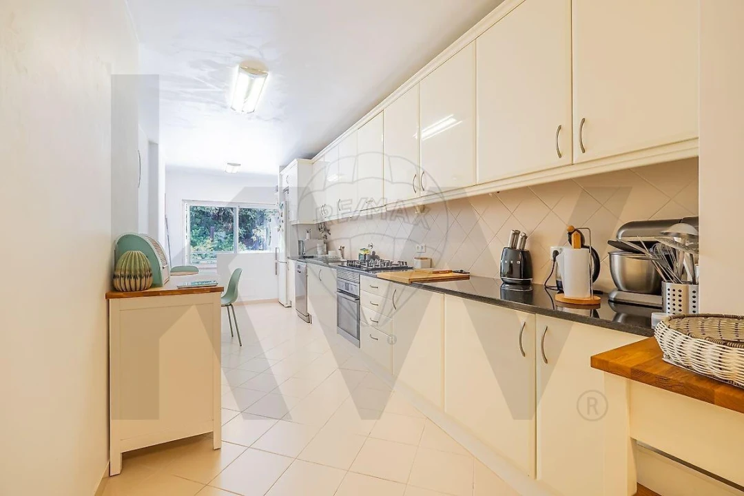 Apartamento T3 para Venda em Algés, Linda-A-Velha e Cruz Quebrada-Dafundo Foto 13