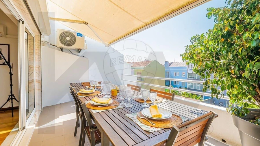 Apartamento T3 para Venda em Algés, Linda-A-Velha e Cruz Quebrada-Dafundo