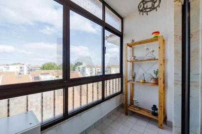 Apartamento T2 para Venda em Algueirão-Mem Martins