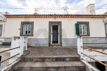 Moradia T4 para Venda em Camara de Lobos