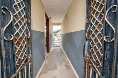 Moradia T4 para Venda em Camara de Lobos