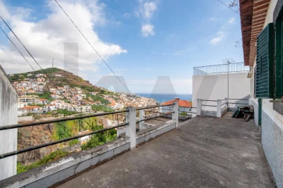 Moradia T4 para Venda em Camara de Lobos