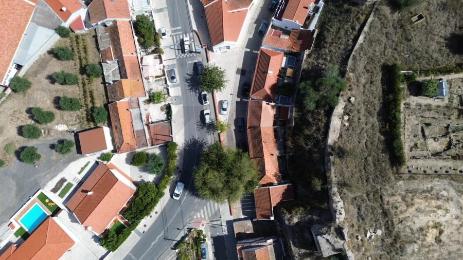 Moradia T1 para Venda em Santa Maria do Castelo e Santiago e Santa Susana Foto 22