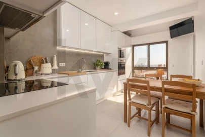 Apartamento T3 para Venda em Alfragide