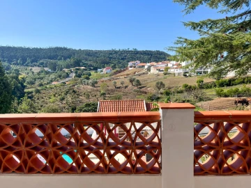 Quinta T9 para Venda em Enxara do Bispo, Gradil e Vila Franca do Rosário