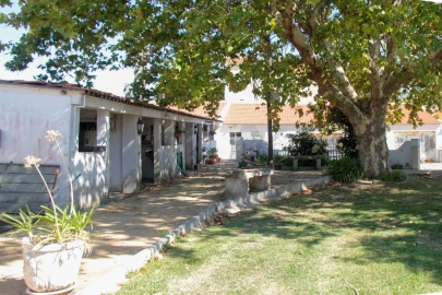 Quinta T9 para Venda em Enxara do Bispo, Gradil e Vila Franca do Rosário