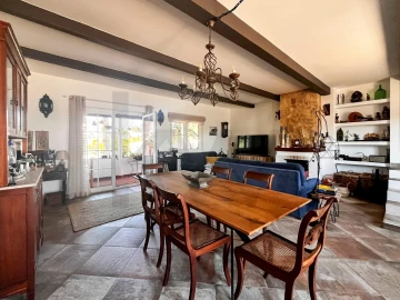 Quinta T9 para Venda em Enxara do Bispo, Gradil e Vila Franca do Rosário