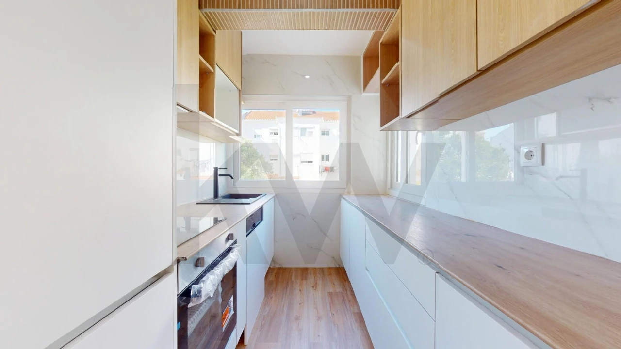 Apartamento T2 para Venda em Almada, Cova da Piedade, Pragal e Cacilhas Foto 16