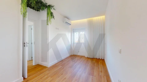 Apartamento T2 para Venda em Almada, Cova da Piedade, Pragal e Cacilhas