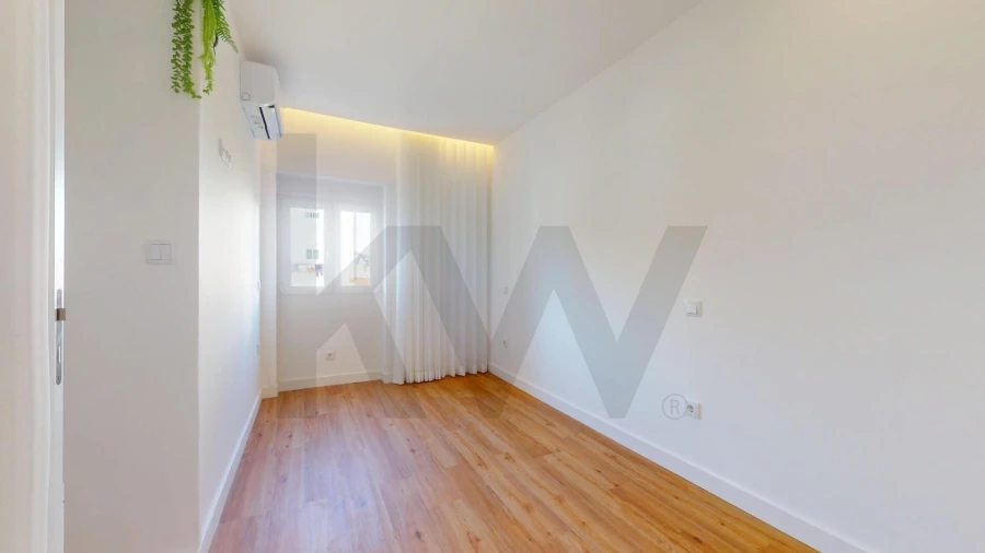 Apartamento T2 para Venda em Almada, Cova da Piedade, Pragal e Cacilhas Foto 23