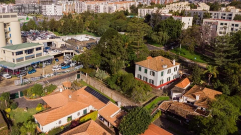 Moradia T5 para Venda em São Martinho