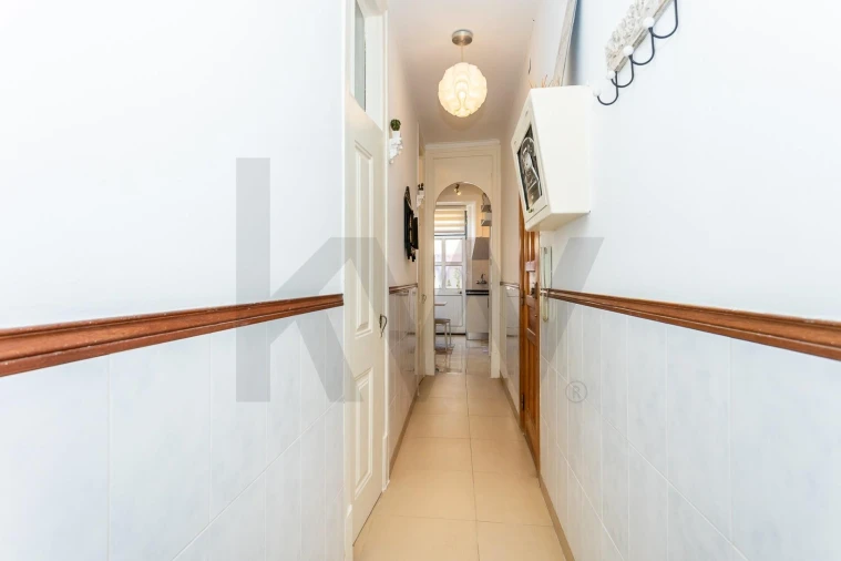 Apartamento T2 para Venda em Beato Foto 12