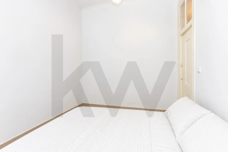 Apartamento T2 para Venda em Beato Foto 6