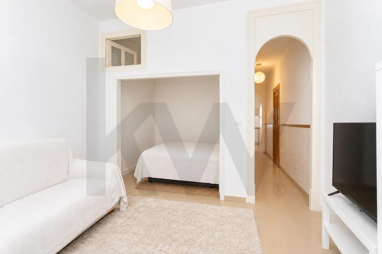 Apartamento T2 para Venda em Beato Foto 4