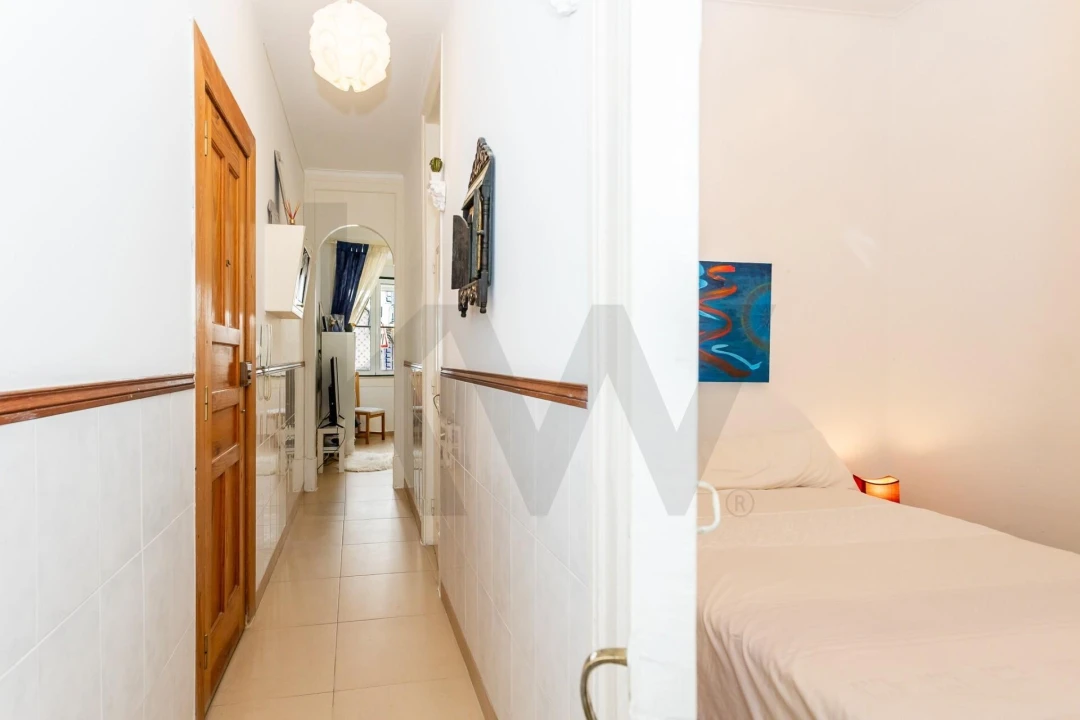 Apartamento T2 para Venda em Beato Foto 11