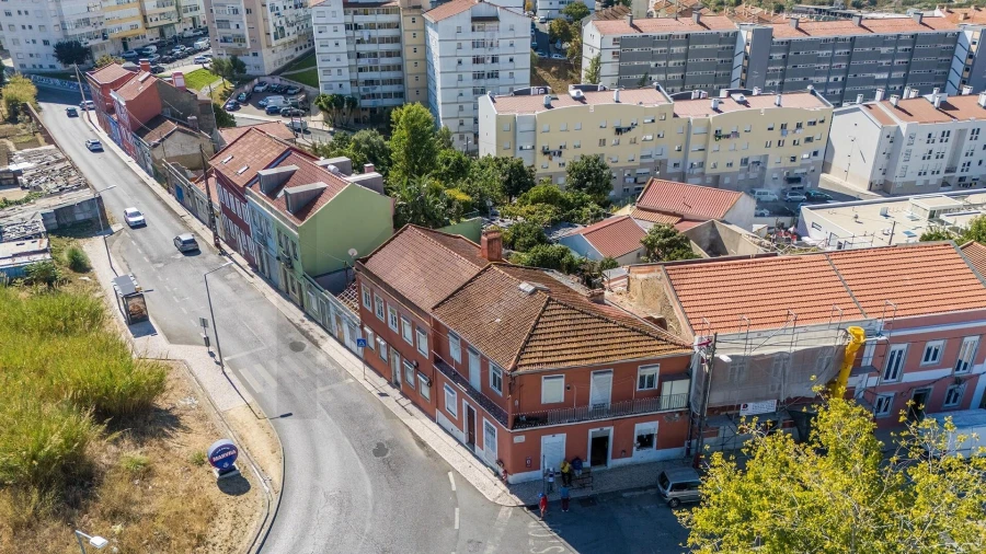 Prédio para Venda em Marvila Foto 3